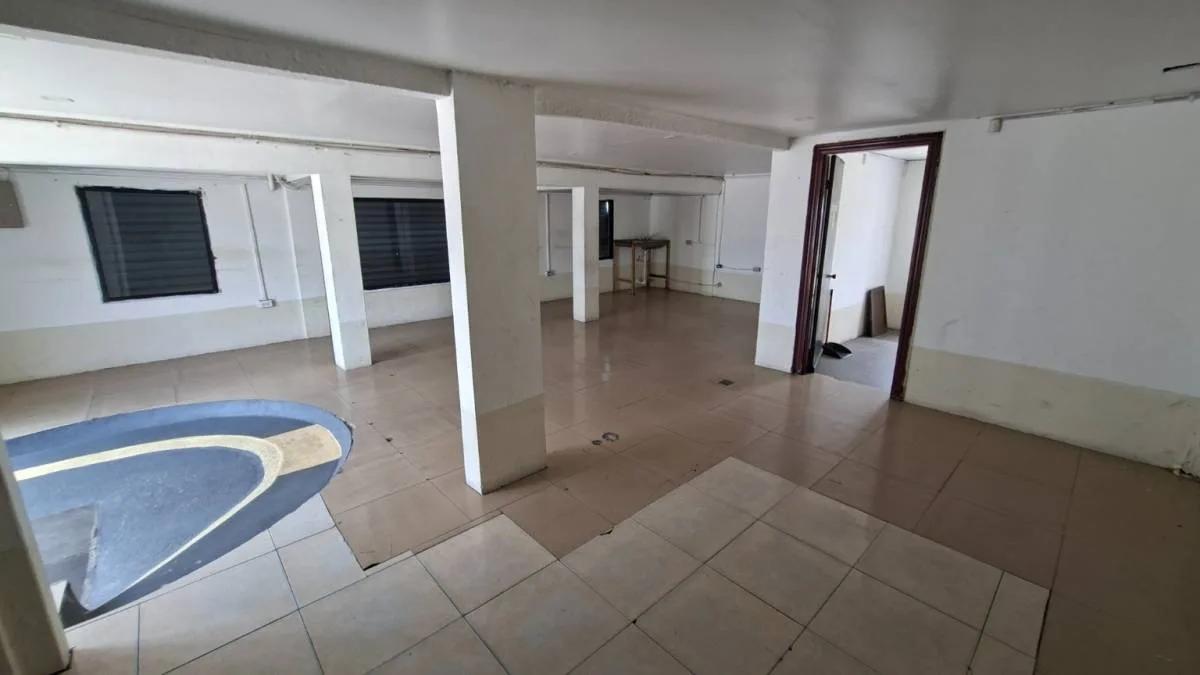 HIGH VISIBILITY COMMERCIAL SPACE | CENTRAL BELIZE CITY - Photo 6
