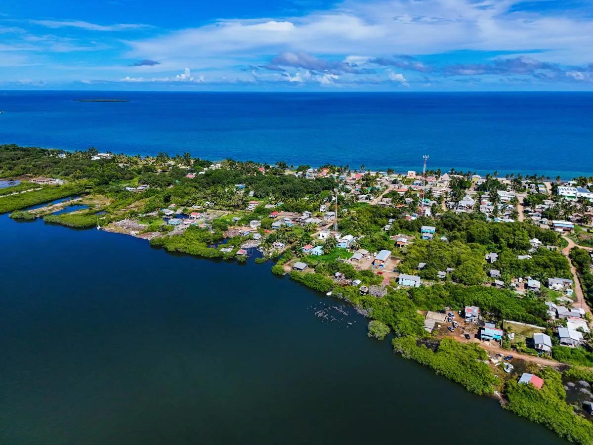 Ready-to-Build Lagoon View Lot - Photo 7