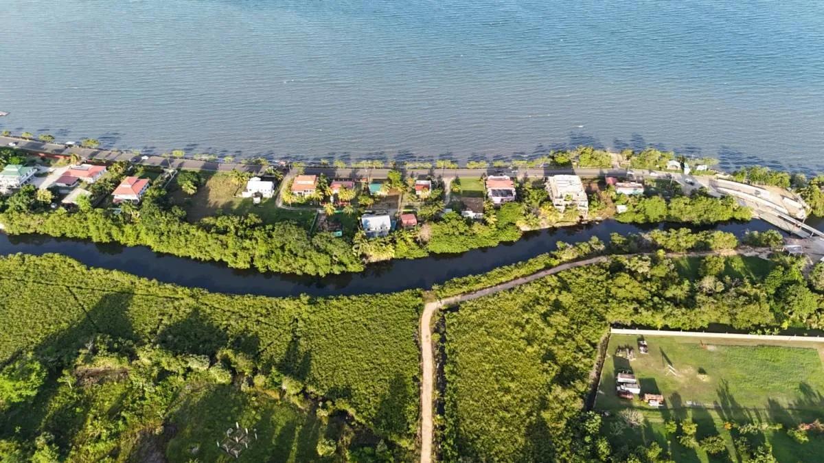 Searching for 1 acre farm near Joe Taylor Creek and Caribbean Sea (Toledo)? - Photo 3