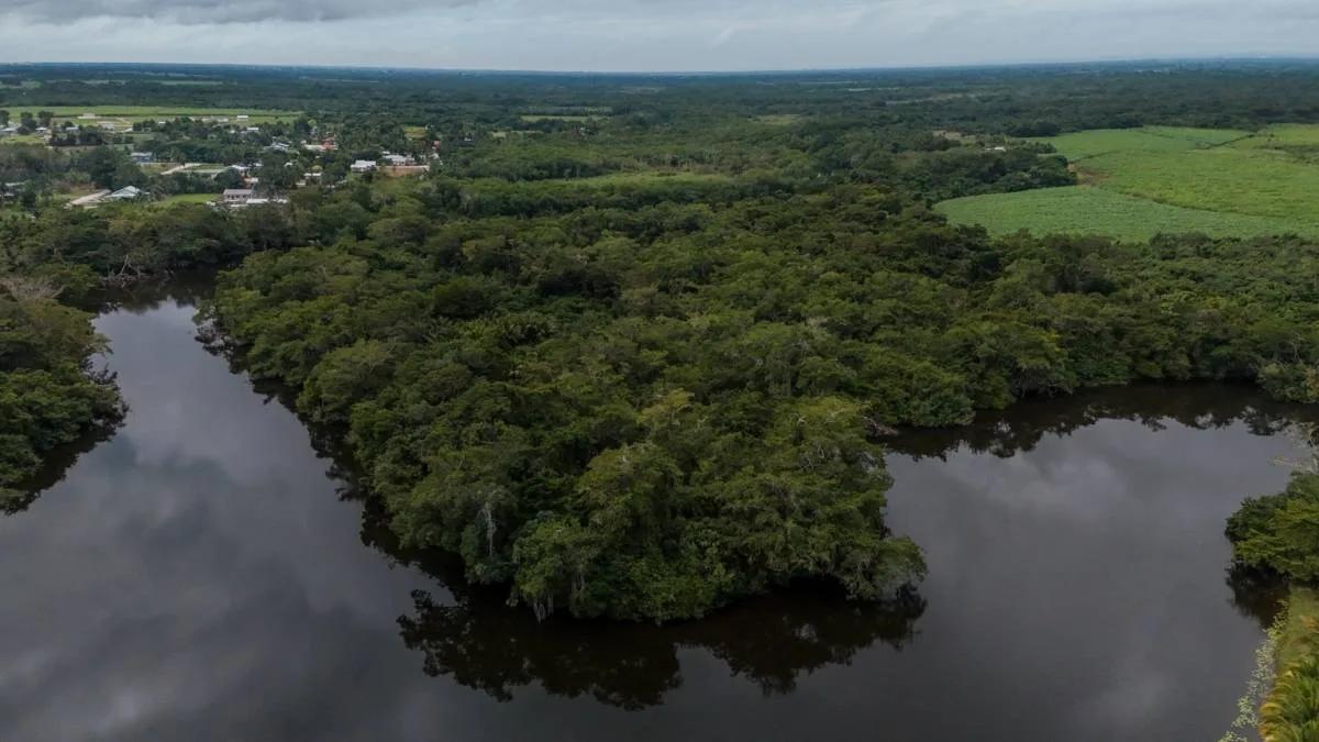 18.54 Acres of Riverfront Land in San Estevan, Belize - Photo 3