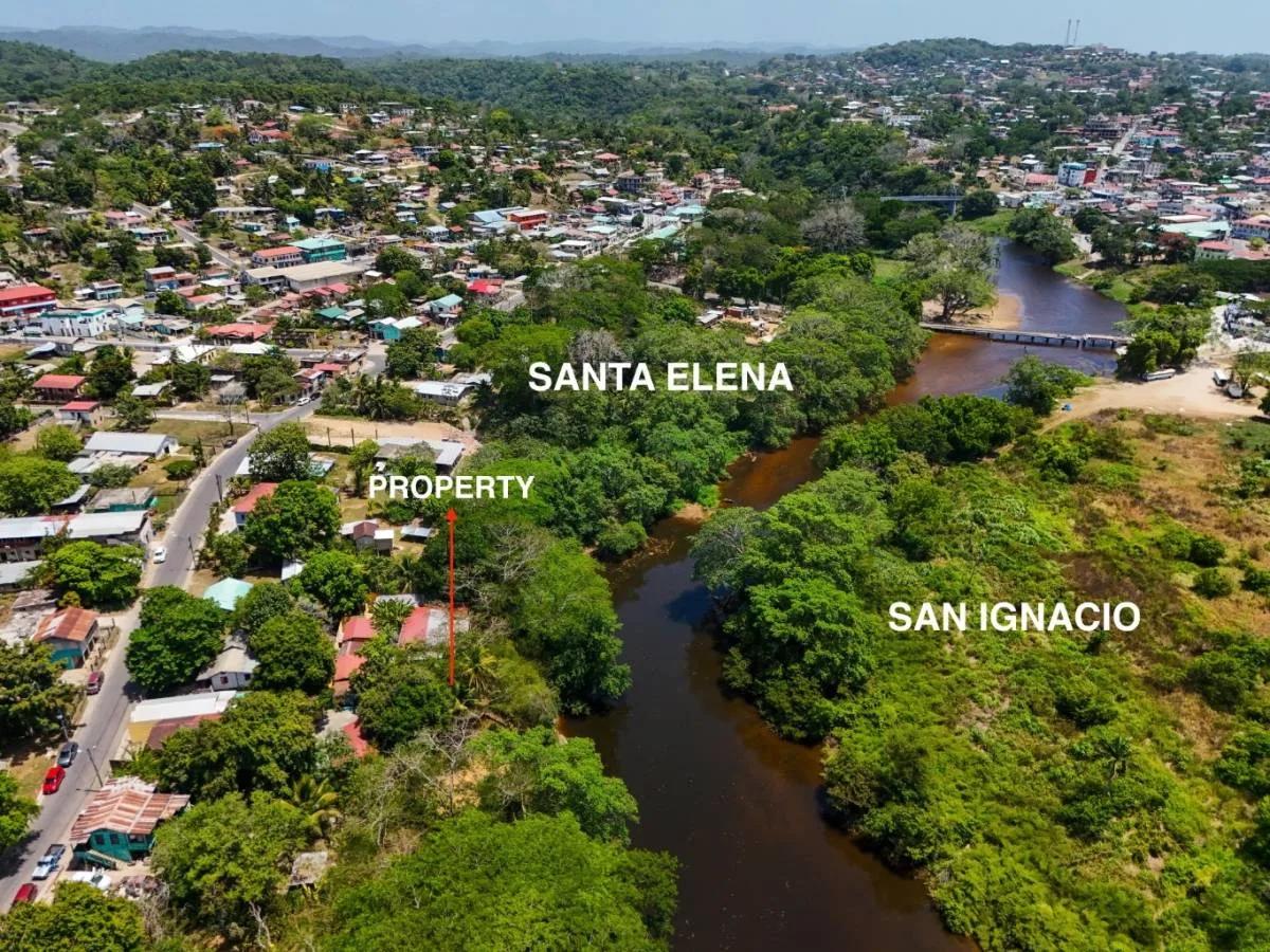 Riverfront Retreat In Twin Town Cayo - Photo 2