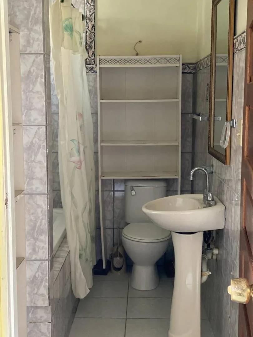 Lower flat in Bella Vista for Rent - Photo 4