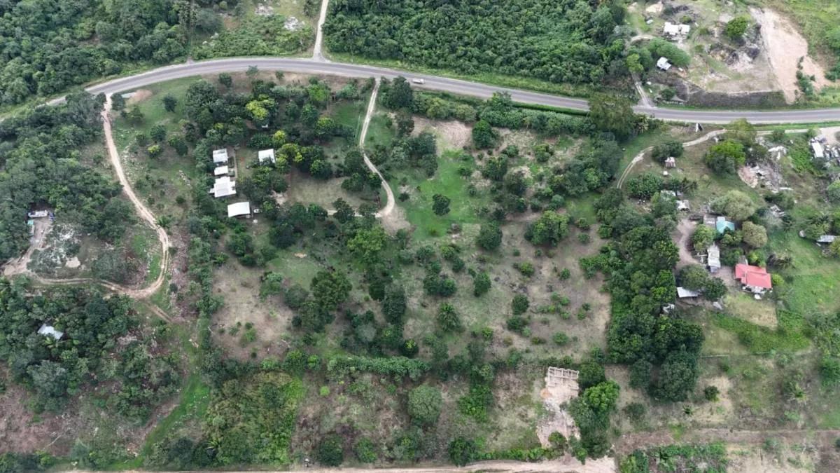 465.242 sq. m. Residential Lot in Belmopan – Mountain View - Photo 2