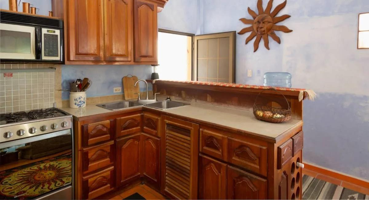 1-Bedroom Condo in Caye Caulker Village With Private Rooftop & Breathtaking Sea Views - Photo 6