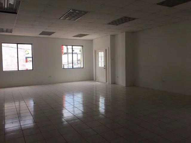 Office Space for Rent in Ideal Location - Photo 3