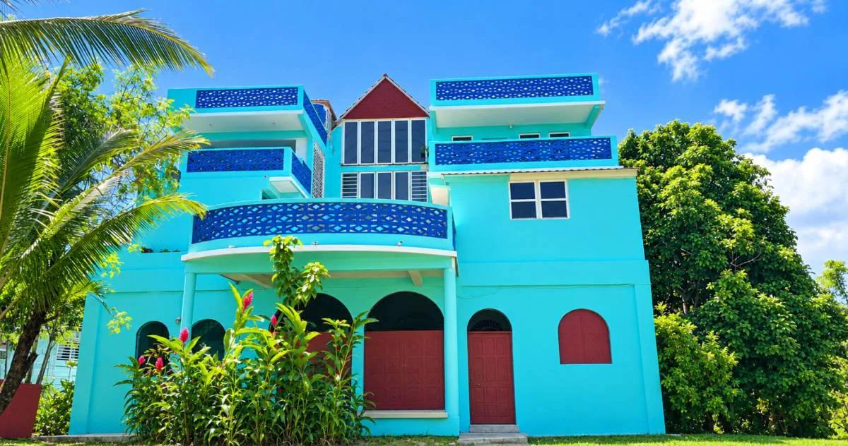 Mango Manor – Ocean View Investment Property in the Heart of Punta Gorda