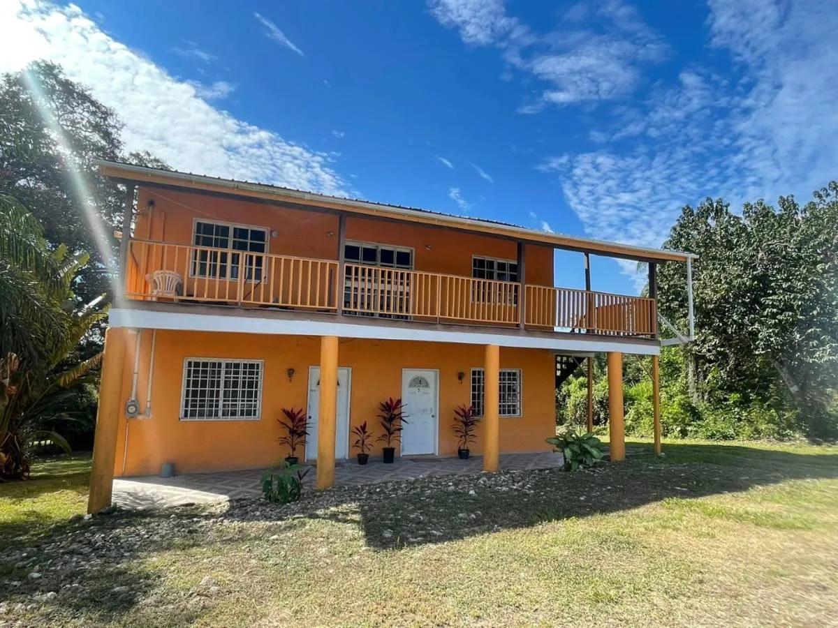 4 bedroom 3 Bathroom Revenue Generating Duplex