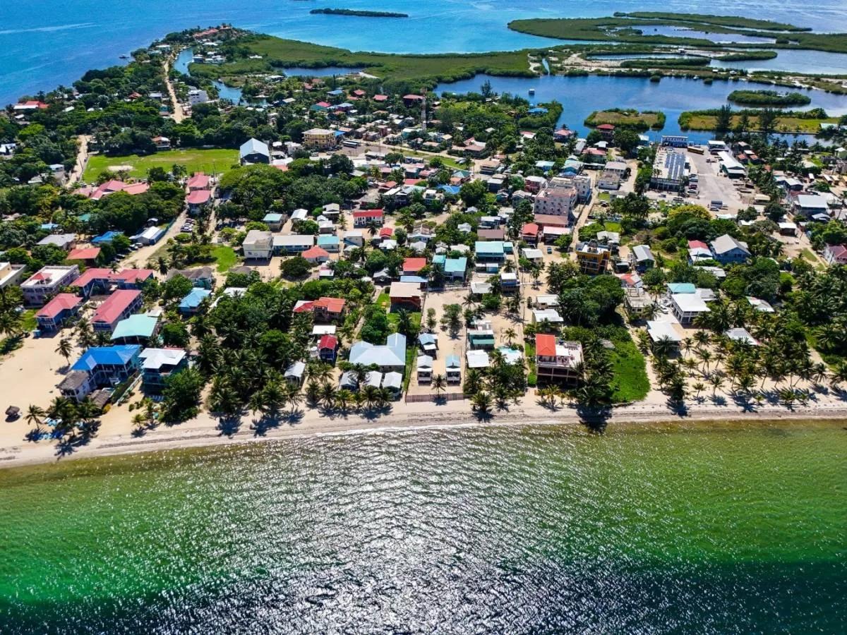 Unique Shaped Lot in Placencia Village - Photo 7