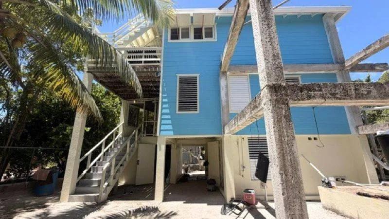 Tropical Island Home in the Peaceful South End of Caye Caulker